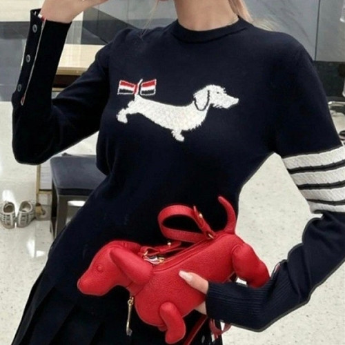 톰브*운  헥터 테일 라운드 니트