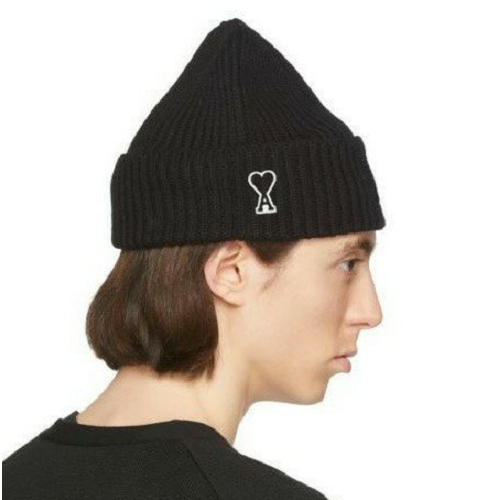 (국내배송) AMI 아미 하트 블랙패치 숏비니