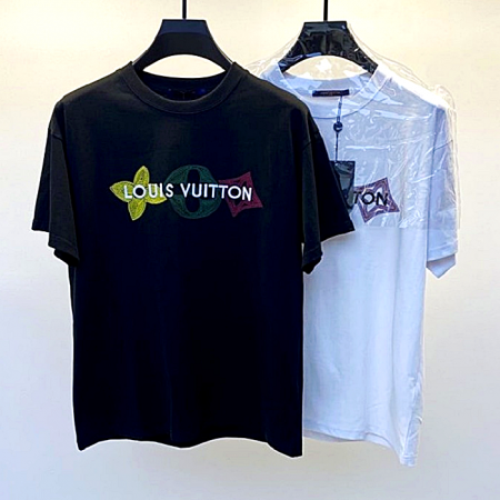 LOUIS VUITTON 모노그램 자수로고 반팔 라운드 티셔츠