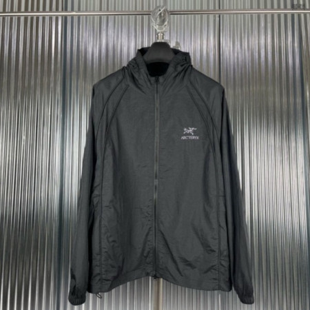 아크테*스   기본 바람막이