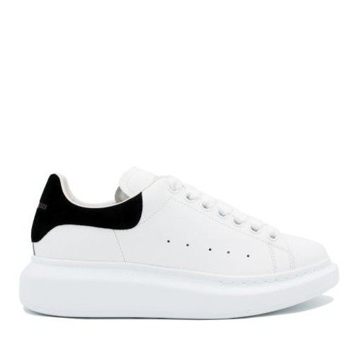 알렉산더맥퀸 오버솔 스니커즈 블랙