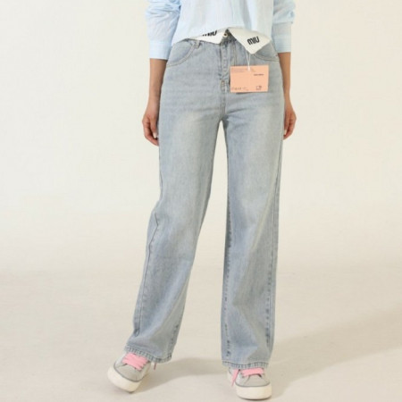 MIU M*U   화이트 로우 허리포인트 데님 진