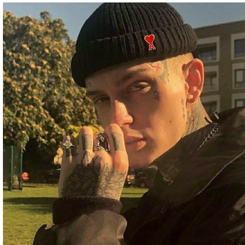 AMI 아미 하트 레드패치 숏비니