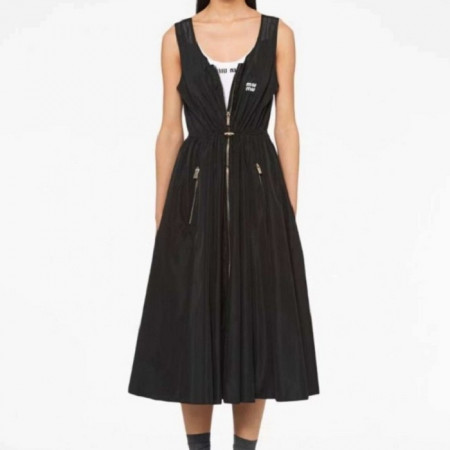 MIU M*U   수입고급 여성 테크니컬 실크 민소매 드레스