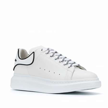 알렉산더맥퀸 621056 오버솔 스니커즈
