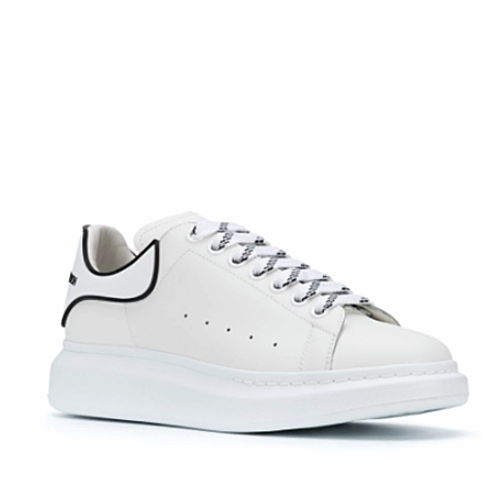 알렉산더맥퀸 621056 오버솔 스니커즈