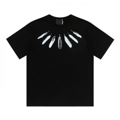 지*시   넥라인 깃털 프린트 반팔티셔츠