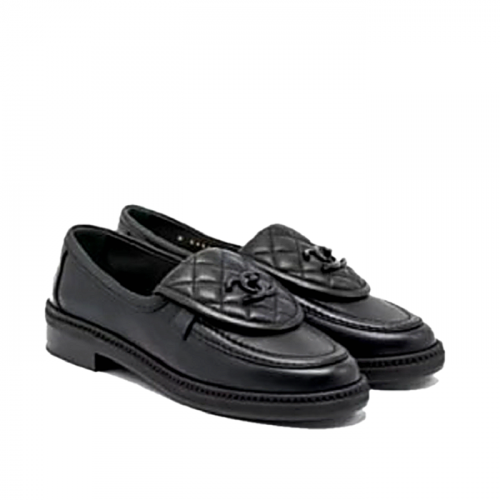 CHAN*L  블랙램 퀼티드 턴락 CC 로고 로퍼