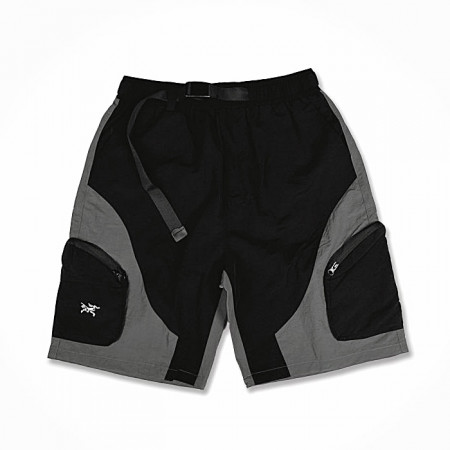 아크테릭스 ARCTERYX 포켓 자수 로고 쇼츠
