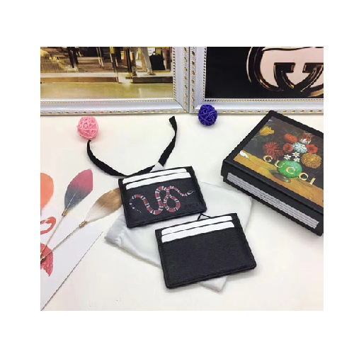 구찌 스네이크 수프림 프린트 카드홀더