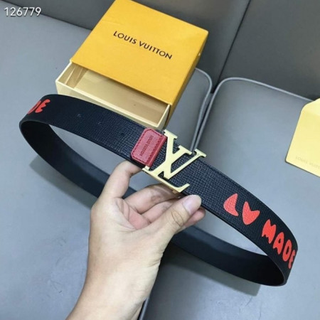 LOUIS VUITT*N   LV이니셜 태그 리버시블 양면