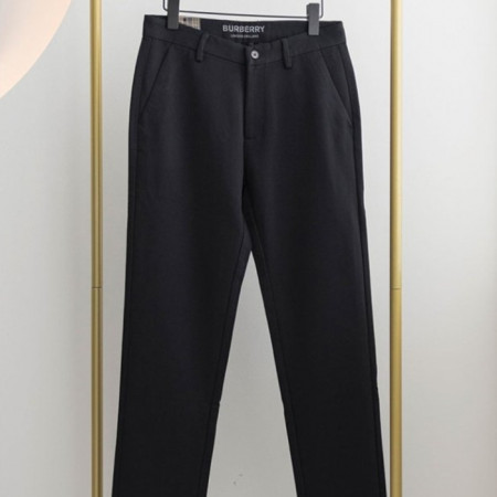 버*리   블랙 일자핏 남성 수트 팬츠