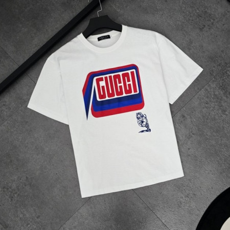 GUC*I   원색 티셔츠