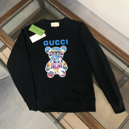 GUC*I   멀티 베인팅 레인보우 테디베어 맨투맨