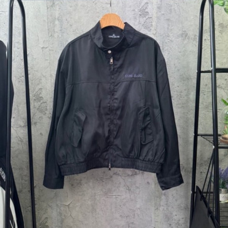 스톤 아일*드   하이넥 자켓