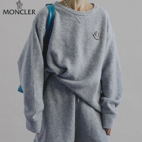 MONCL*R   니트 맨투맨 & 니트 반바지SET