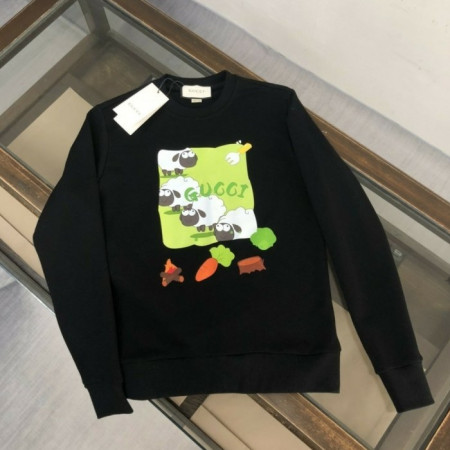 GUC*I   양과 당근 맨투맨