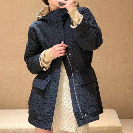 버*리   체크 후드 퀼팅 나일론 자켓