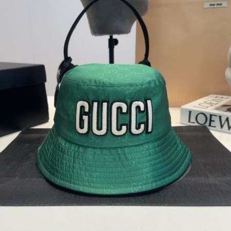GUC*I   그린 시그니처 로고 패턴 버킷햇모자