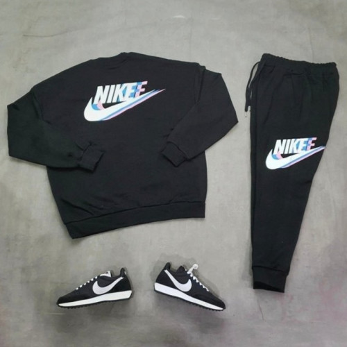 NIKE   3도 맨투맨 & 조거 팬츠 세트