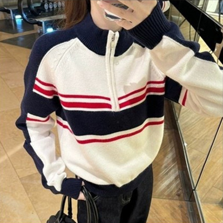 몽클*어   네이비 배색 반집업 니트 (2987)