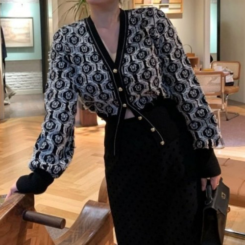 GUC*I   GG 타이거 문양 인타 니트 가디건 (1035)