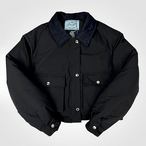 PRADA 크롭 다운 자켓