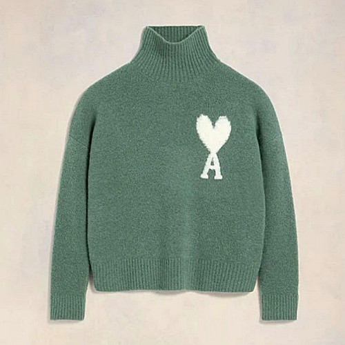 AMI 드 꾀흐 퍼널 넥 스웨터