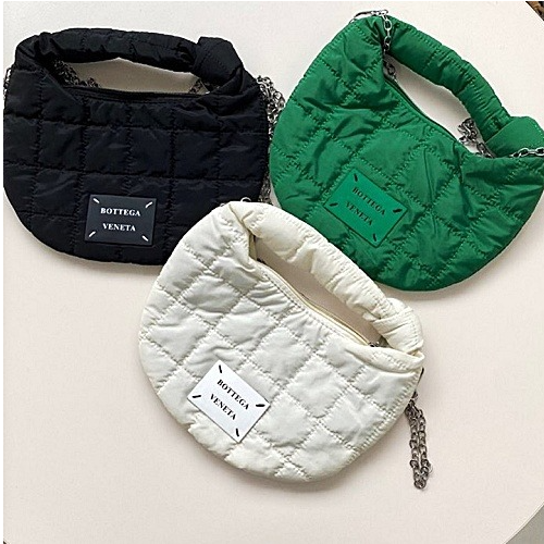 보테가 베*타 커스텀 사각퀄팅 호보백