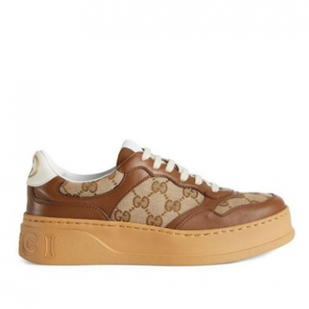 구찌 웹 디테일 GG 스니커즈 - 이정재착용