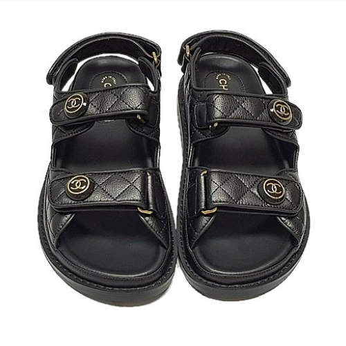 샤넬 CHANEL CC 버튼 램스킨 벨크로 가죽 샌들