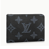 루이비통 토뤼옹 섀도우 포쉐트 주르 GM 클러치