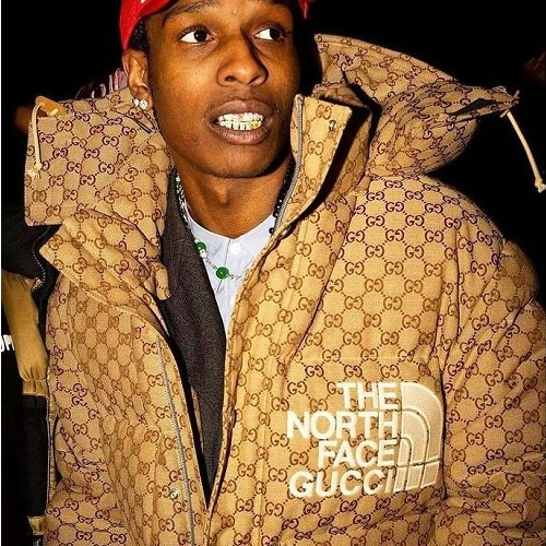 구찌 x 노스페이스 패딩