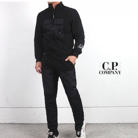 C.P 컴퍼니 캥거루 빅포켓 트레이닝셋트