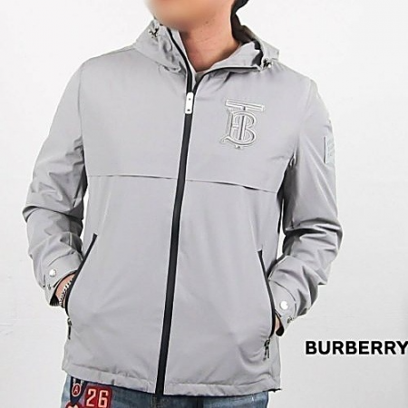BURBERRY 버*리 TB자수 윈드 자켓