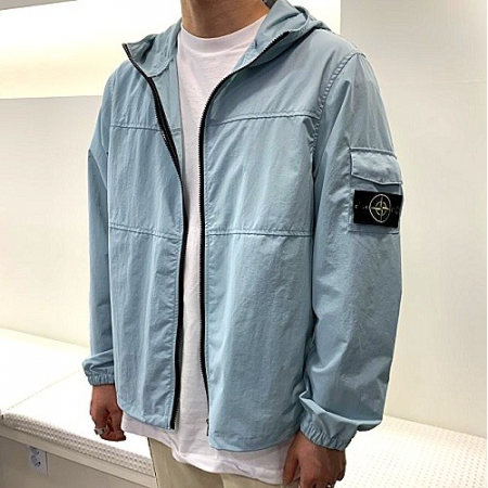 스톤아일*드 STONE ISLAND 후드 윈드 브레이커