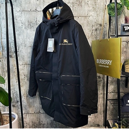 버*리 덕다운 패딩 자켓