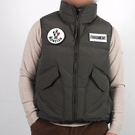 스톤아일*드 STONE ISLAND 프라그먼트 덕다운 베스트